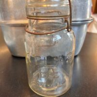Atlas E-Z Seal Quart jar w/ Wired Glass Lid