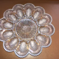 Indiana Glass Clear Hobnail Egg Plate