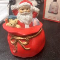 Hermitage Pottery 1995 Santa Surprise Trinket Box