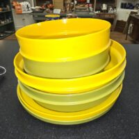 Tupperware Seal and Serve Set