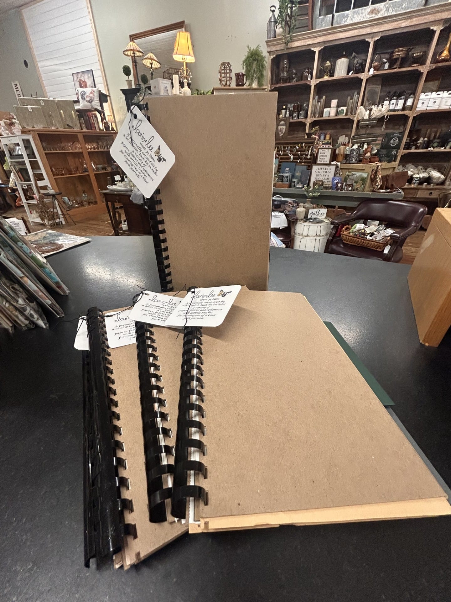 Junk Journal by Laurin & Lee - Image 3
