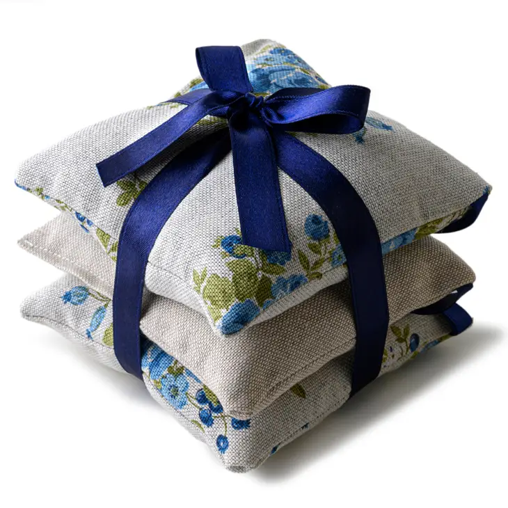 Sandlewood Sachet - Square Set of 3